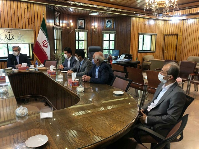 رییس و اعضای شورای اسلامی شهر به همراه سرپرست شهرداری لاهیجان با اسماعیل میرغضنفری فرماندار جدید بندرانزلی دیدار کردند.